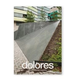 Dolores Magazine #9