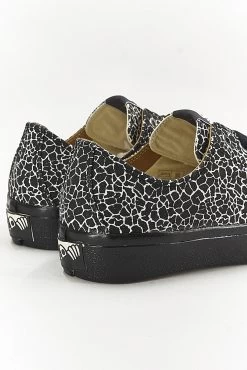 Last Resort AB VM003 Canvas Lo Cracked Black White -Urban Style Verkauf Last Resort AB VM003 Canvas Lo Cracked Black White 3 62968 1280x1280