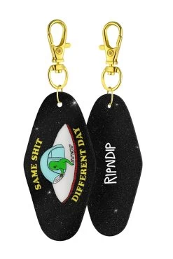 RIPNDIP SAME SHIT DIFFERENT DAY KEYCHAIN BLACK